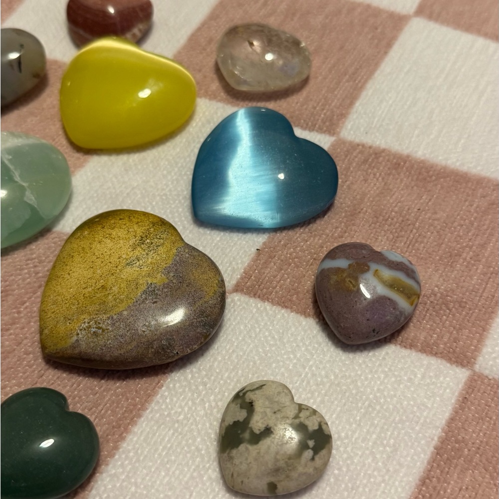 Colorful Heart-Shaped Stone Collection - Picture 3 of 4